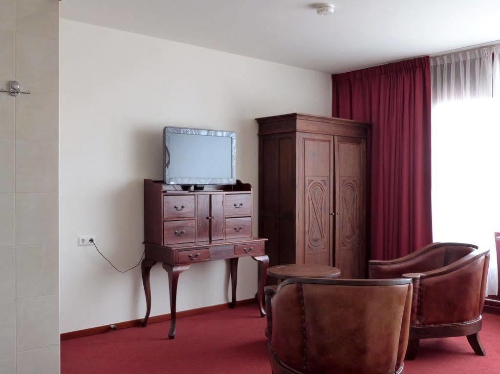 Hotel Wienerhof デン・ヘルダー エクステリア 写真